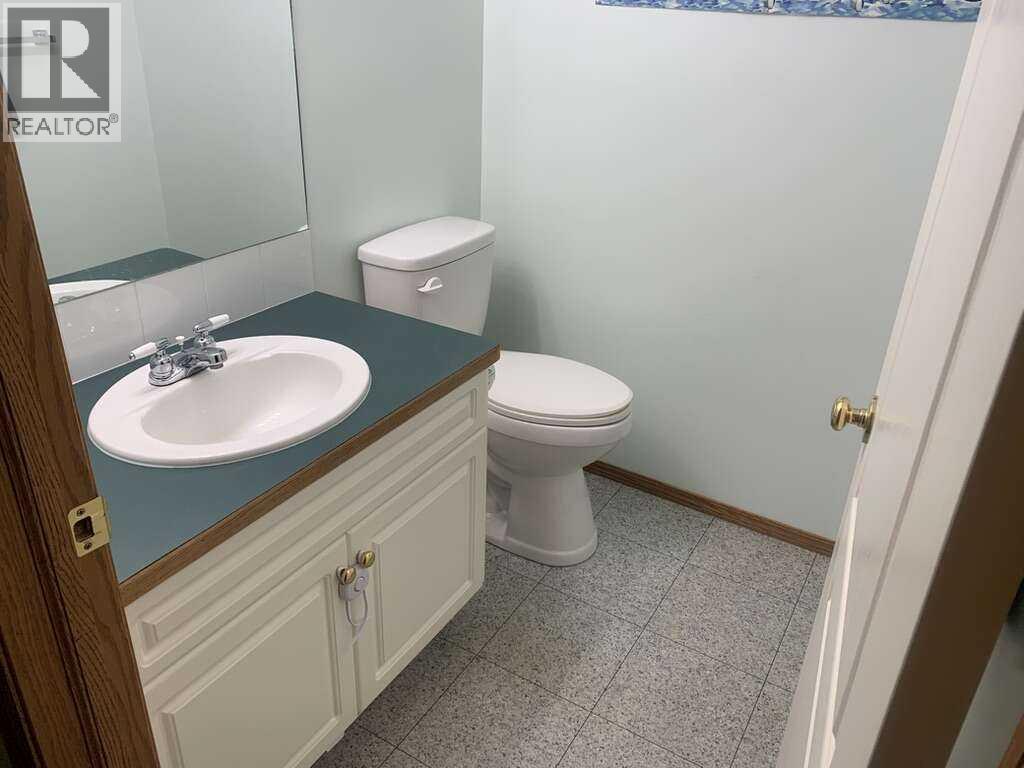 71 White Pelican Court