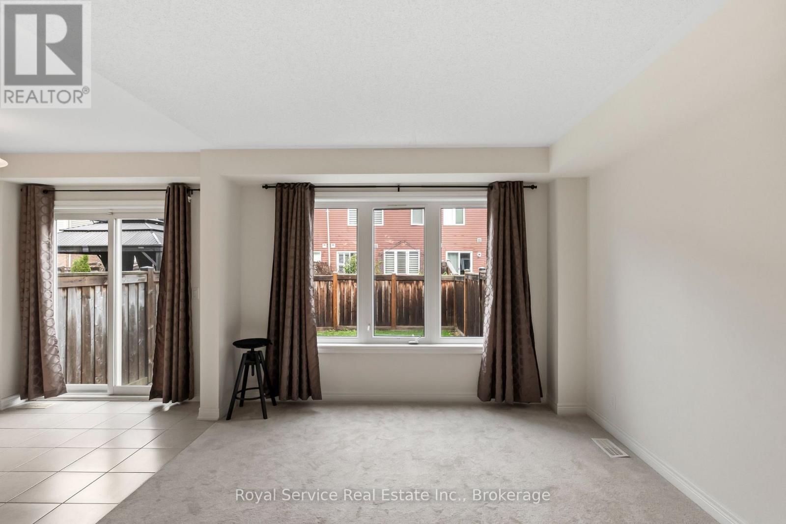 23 Tabaret Crescent, Oshawa, Ontario  L1L 0G5 - Photo 15 - E14033554
