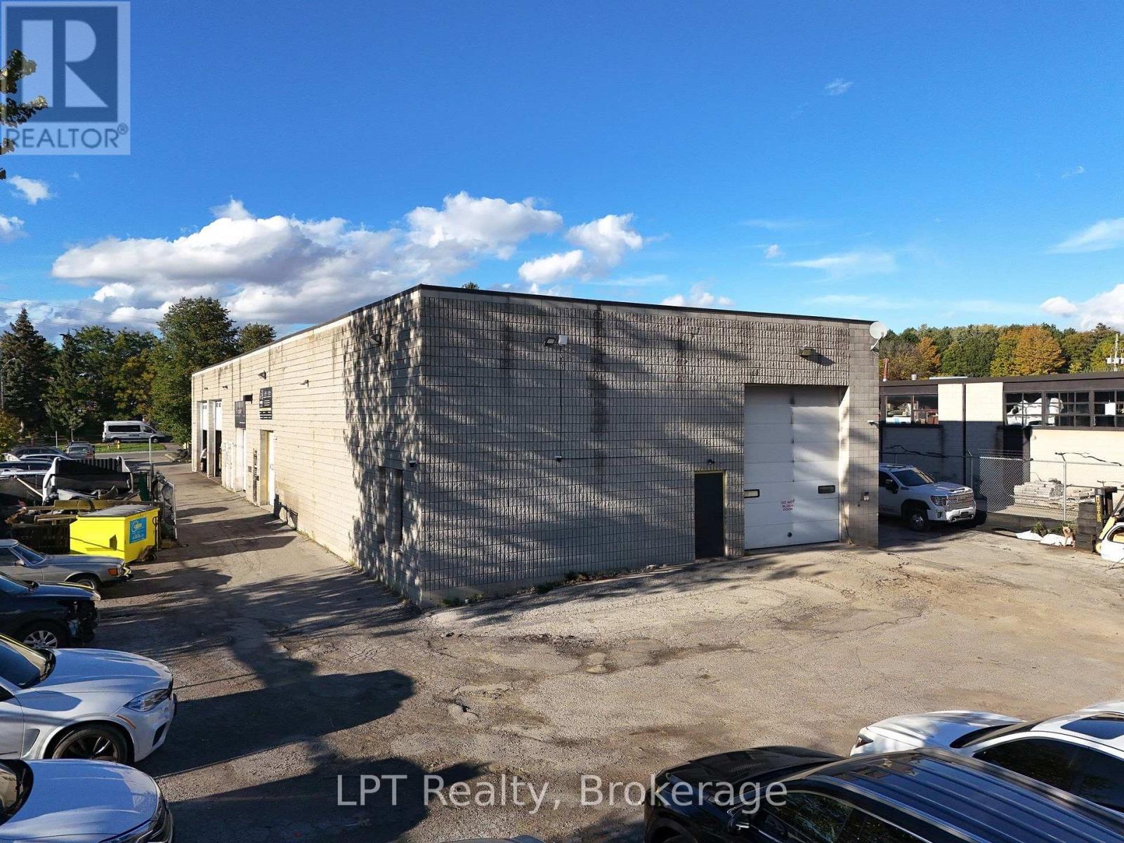 2 - 7 Harlech Court, Markham, Ontario L3T 6L5 - Photo 3 - N14033698