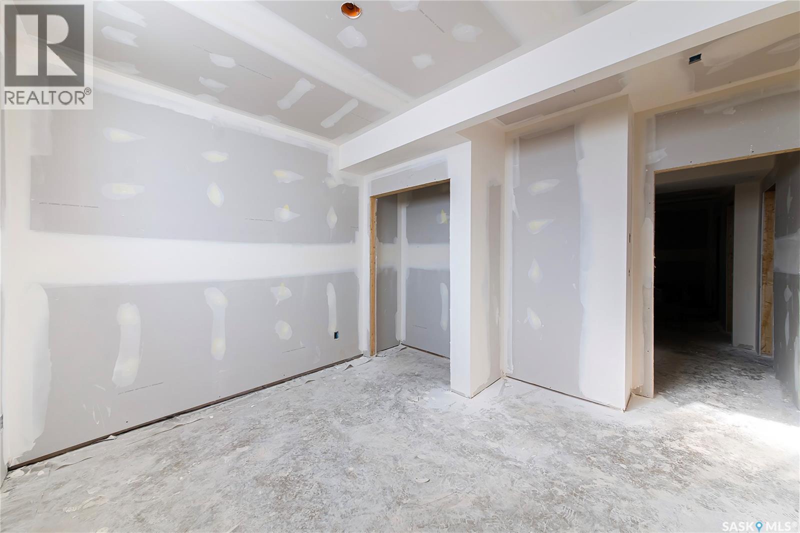 215 Taskamanwa Street, Saskatoon, Saskatchewan   - Photo 46 - SK049499