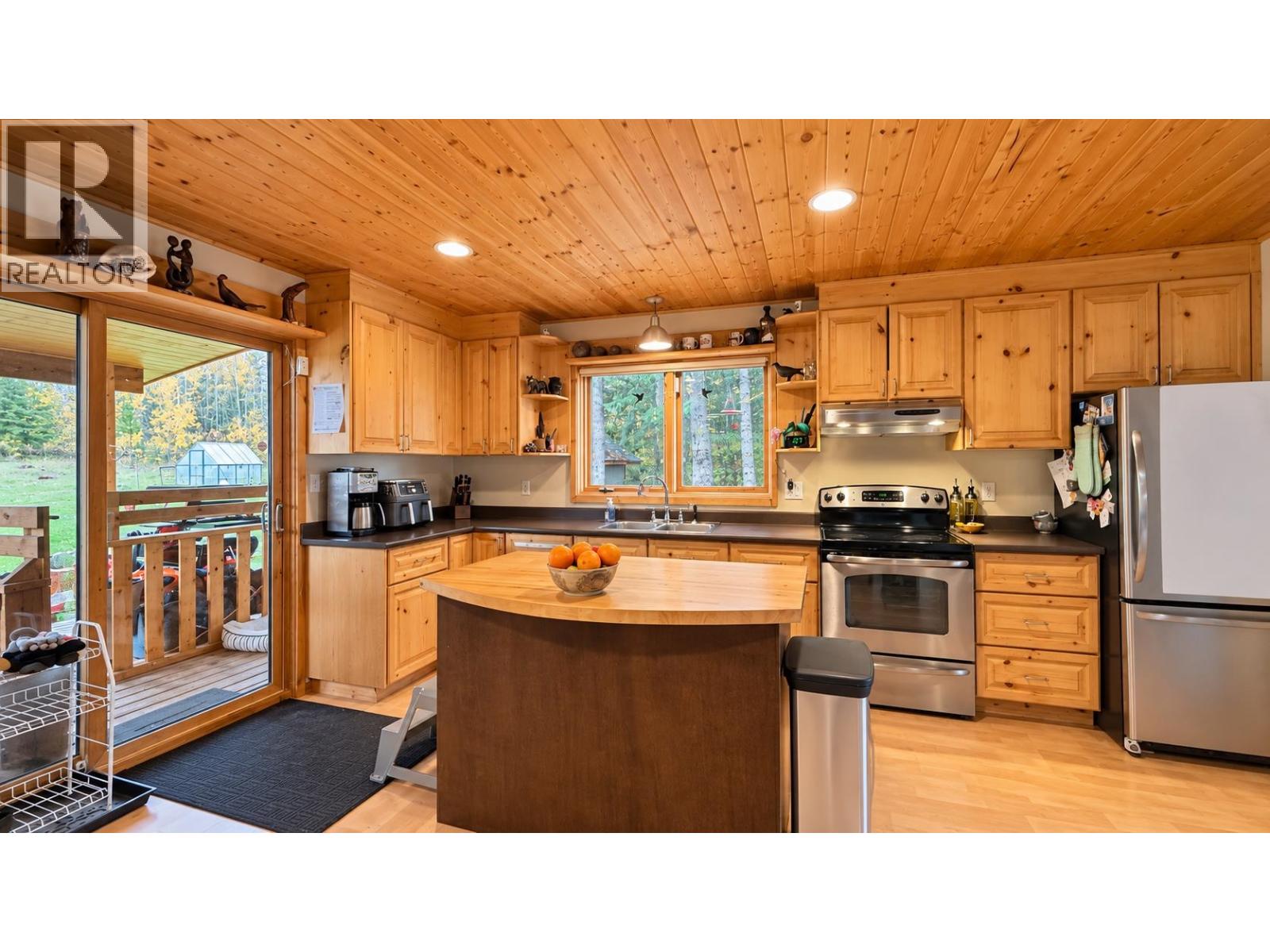 1496 Chestnut Street, Telkwa, British Columbia  V0J 2X0 - Photo 19 - R3175235