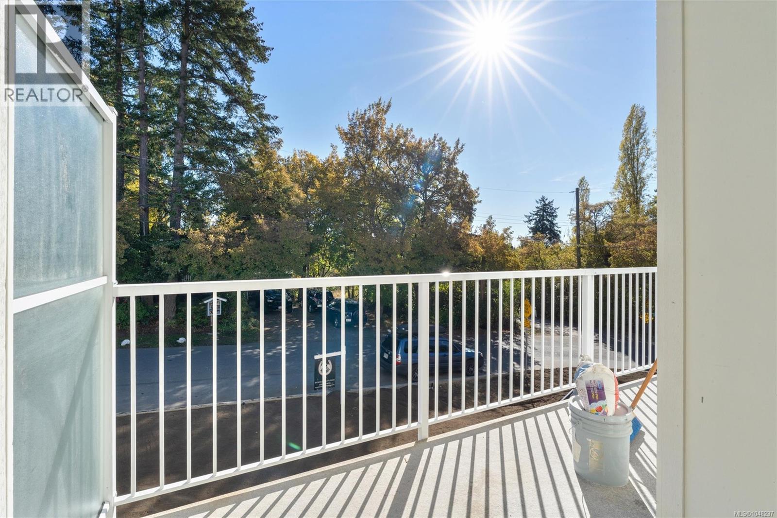 1 768 Lindsay St, Saanich, British Columbia  V8Z 3E1 - Photo 19 - 1048237