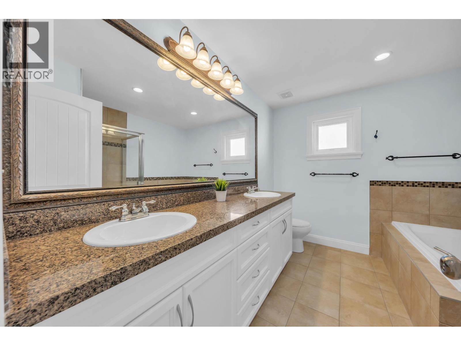 2411 George Street, North Vancouver, British Columbia  V7P 2N4 - Photo 23 - R3174964