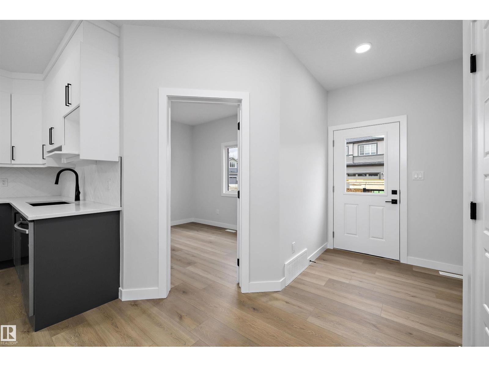 271 Edgemont Gr Nw Nw, Edmonton, Alberta  T6M 3J7 - Photo 15 - E4512936