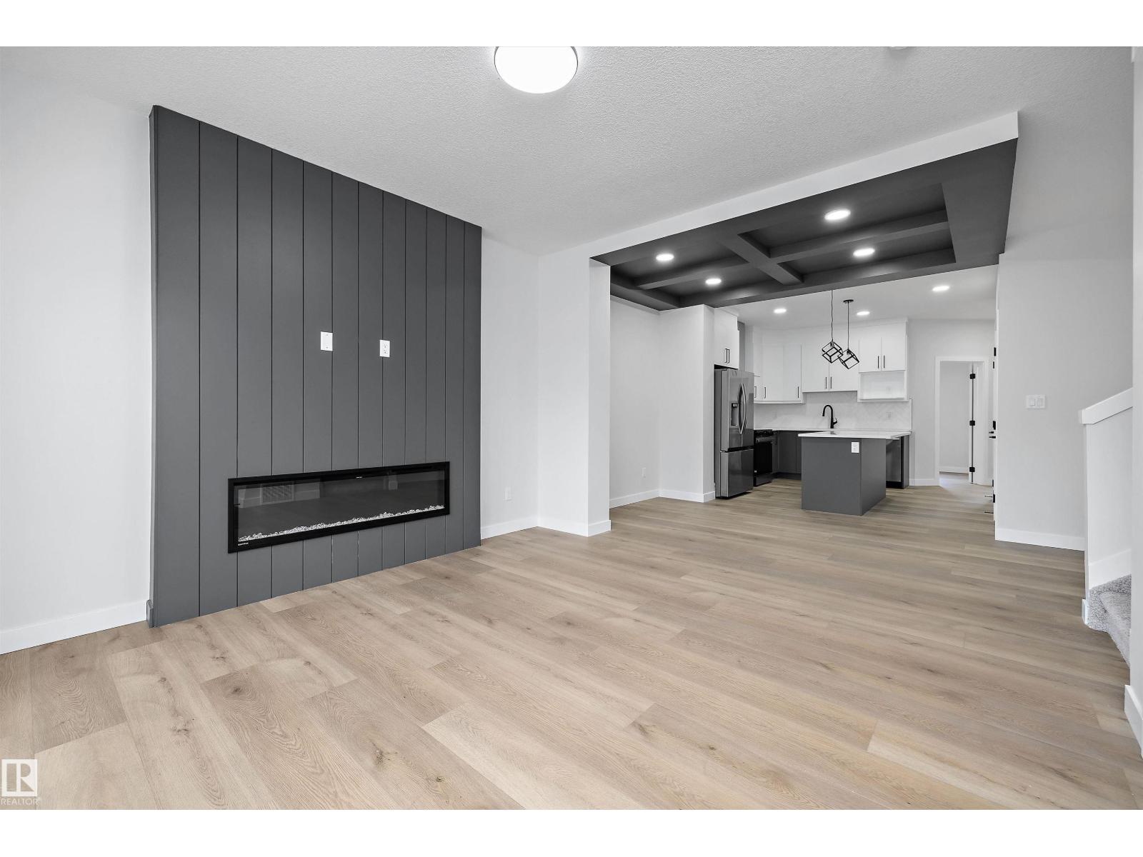 271 Edgemont Gr Nw Nw, Edmonton, Alberta  T6M 3J7 - Photo 3 - E4512936