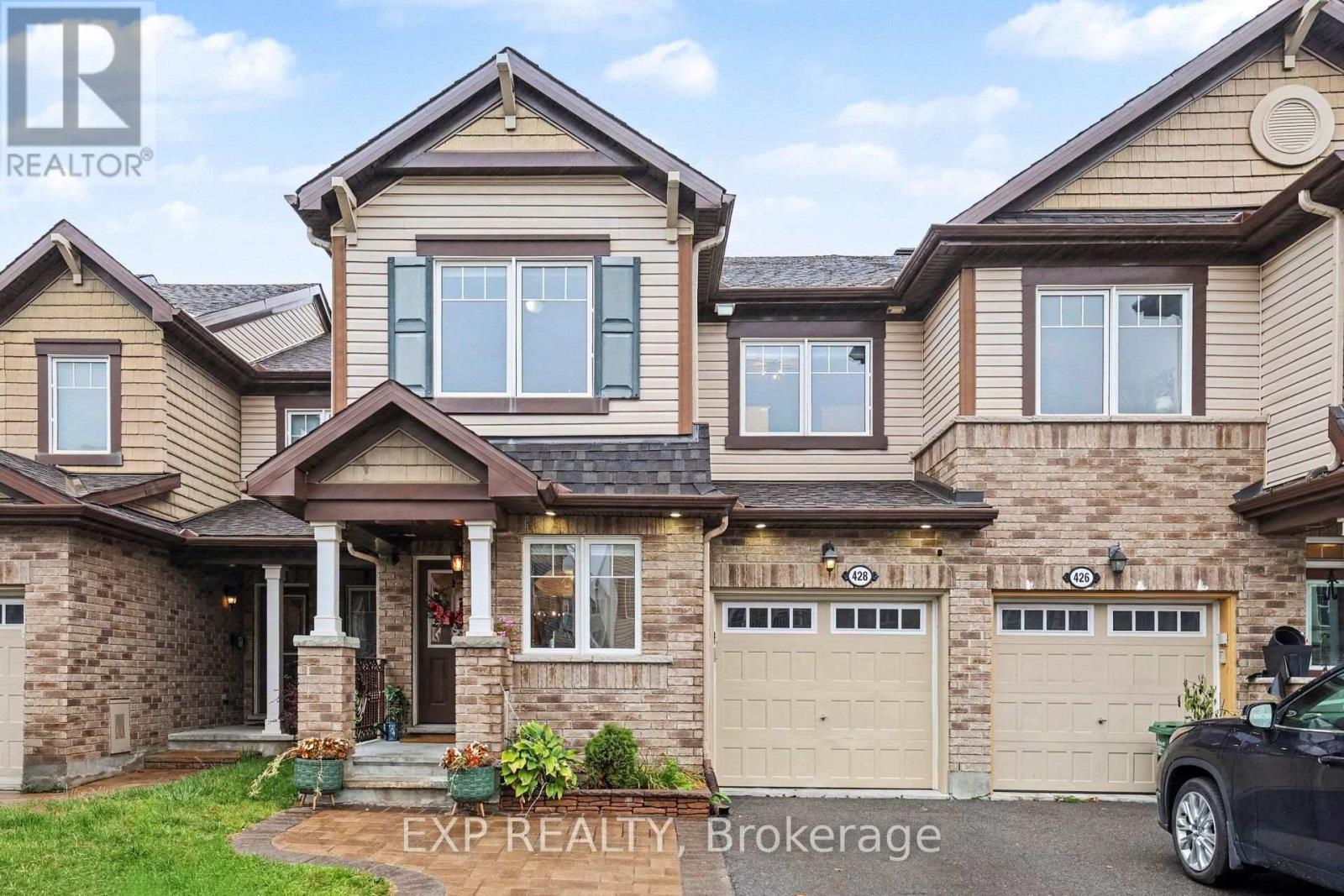 428 White Arctic Avenue, Ottawa, Ontario  K2J 5Y9 - Photo 2 - X14033448