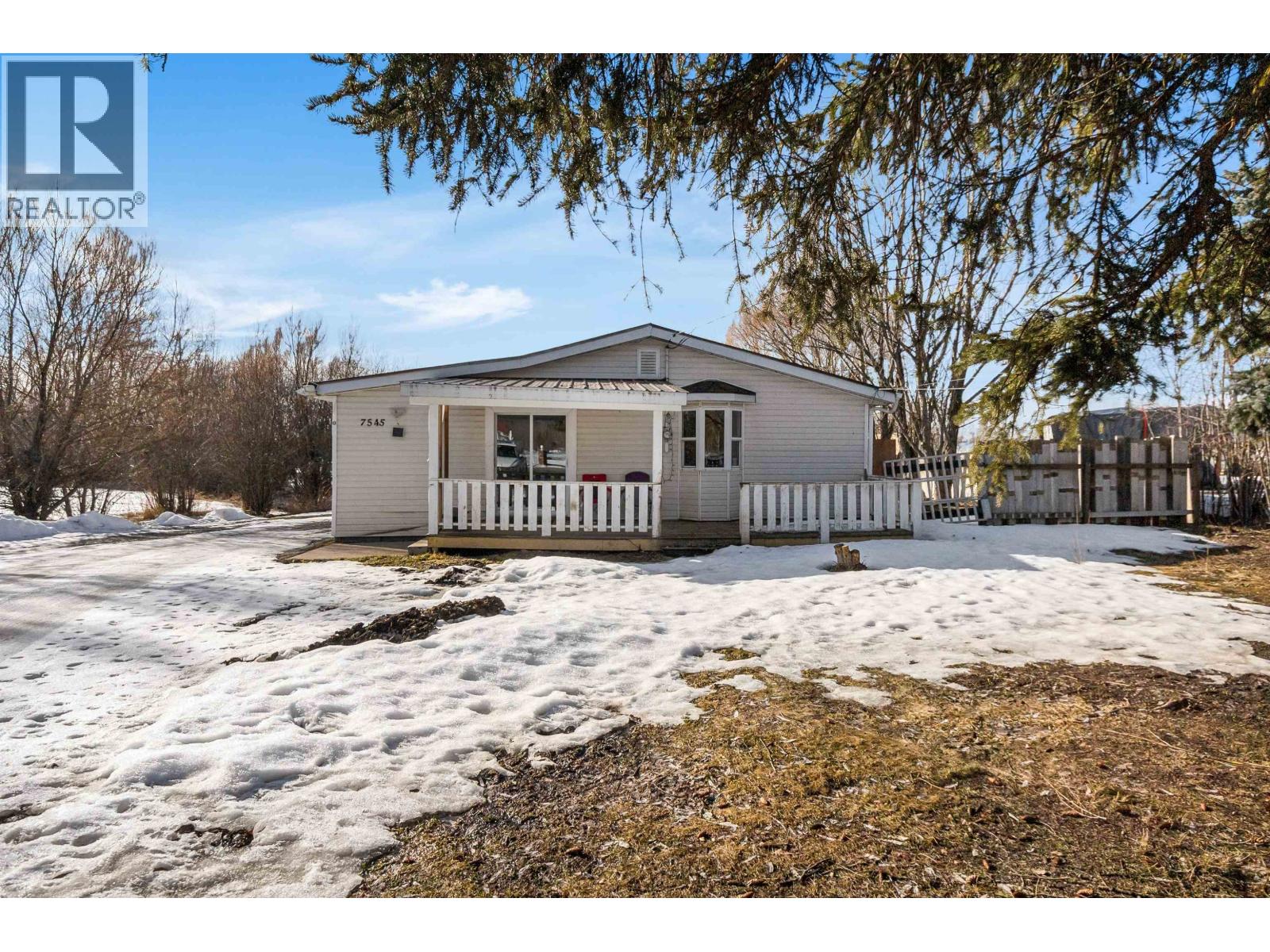 7545 Pooley Road, Prince George, British Columbia  V2N 5W4 - Photo 1 - R3175372