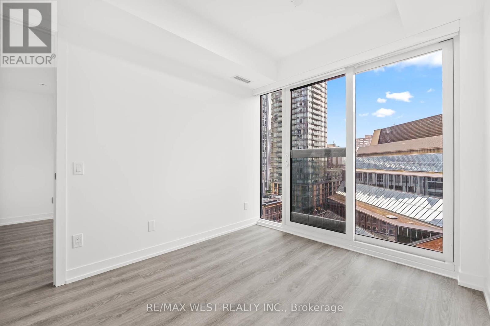 906 - 771 Yonge Street, Toronto, Ontario  M4W 0B8 - Photo 12 - C14033676