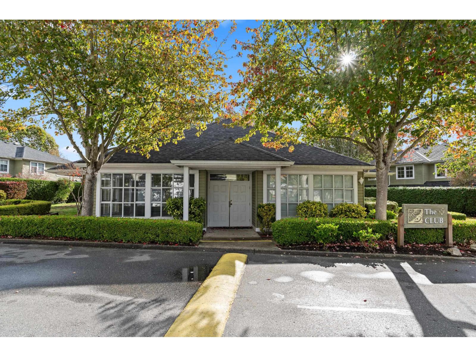 27 8428 VENTURE WAY