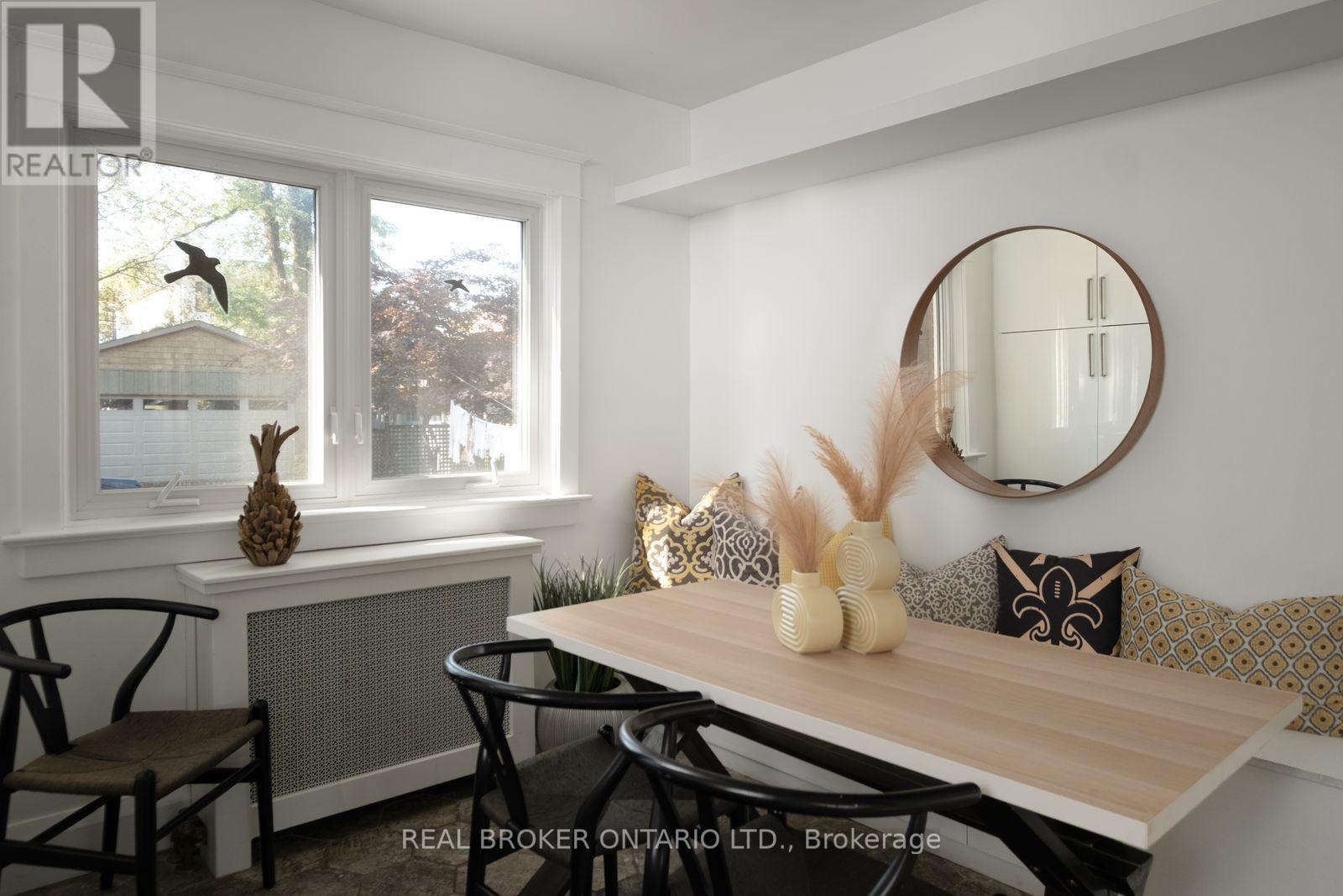 100 Oak Park Avenue, Toronto, Ontario  M4C 4M3 - Photo 14 - E14033538