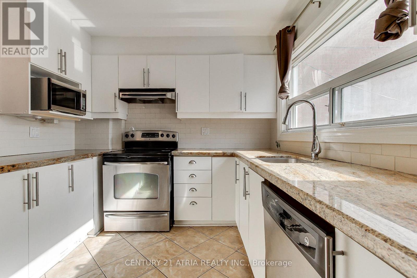 43 Torrens Avenue, Toronto, Ontario  M4K 2H9 - Photo 14 - E14033668
