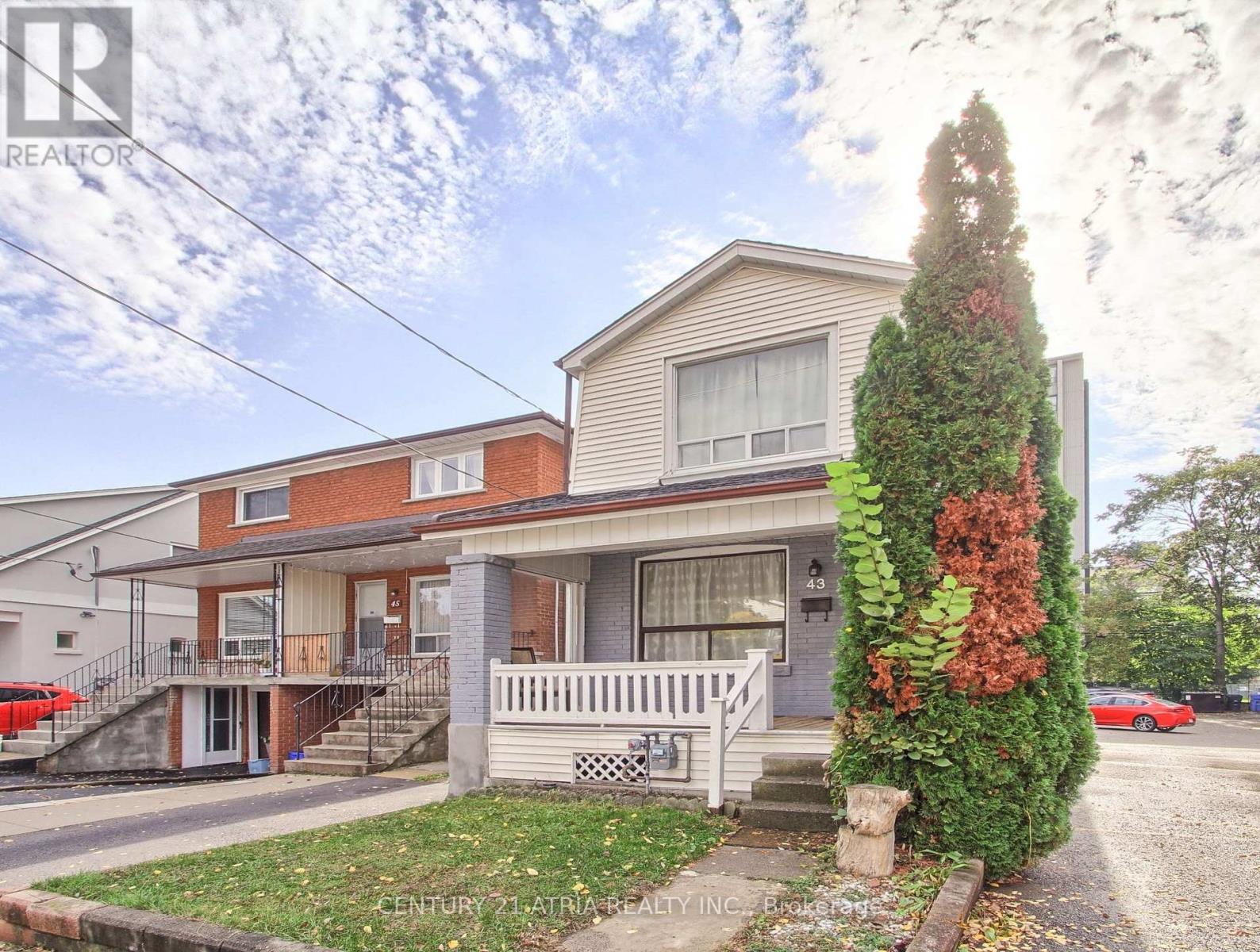 43 Torrens Avenue, Toronto, Ontario  M4K 2H9 - Photo 2 - E14033668