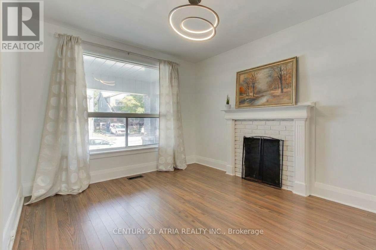 43 Torrens Avenue, Toronto, Ontario  M4K 2H9 - Photo 6 - E14033668