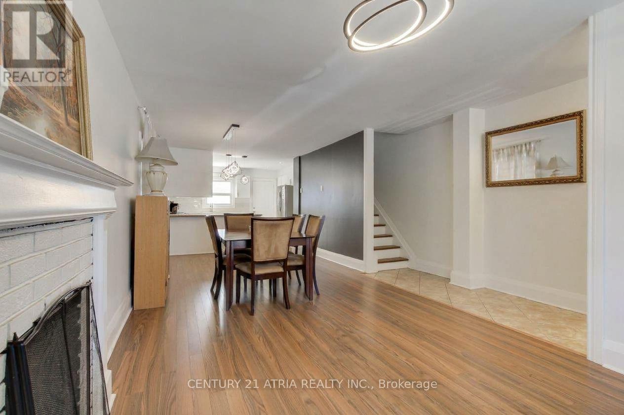 43 Torrens Avenue, Toronto, Ontario  M4K 2H9 - Photo 8 - E14033668
