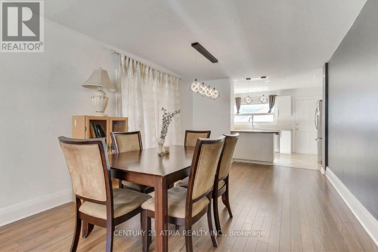 43 Torrens Avenue, Toronto, Ontario  M4K 2H9 - Photo 9 - E14033668