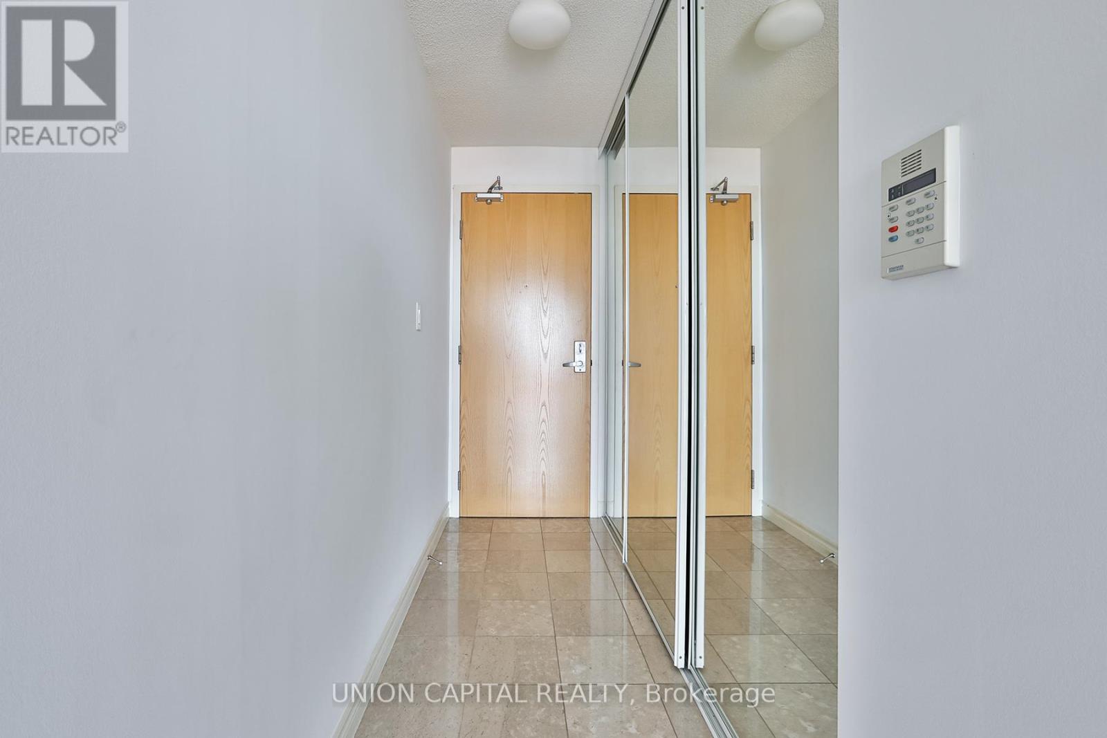 1801 - 88 Grangeway Avenue, Toronto, Ontario  M1H 0A2 - Photo 3 - E14033706