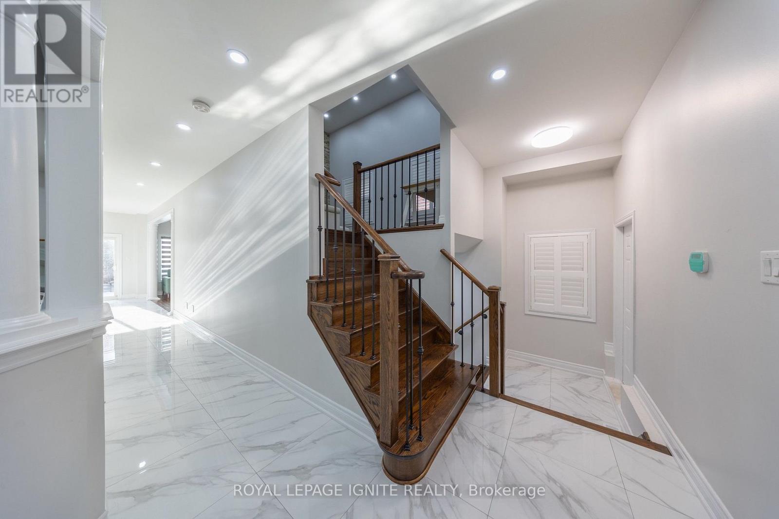96 Maverick Crescent, Vaughan, Ontario  L6A 4L1 - Photo 17 - N14033458