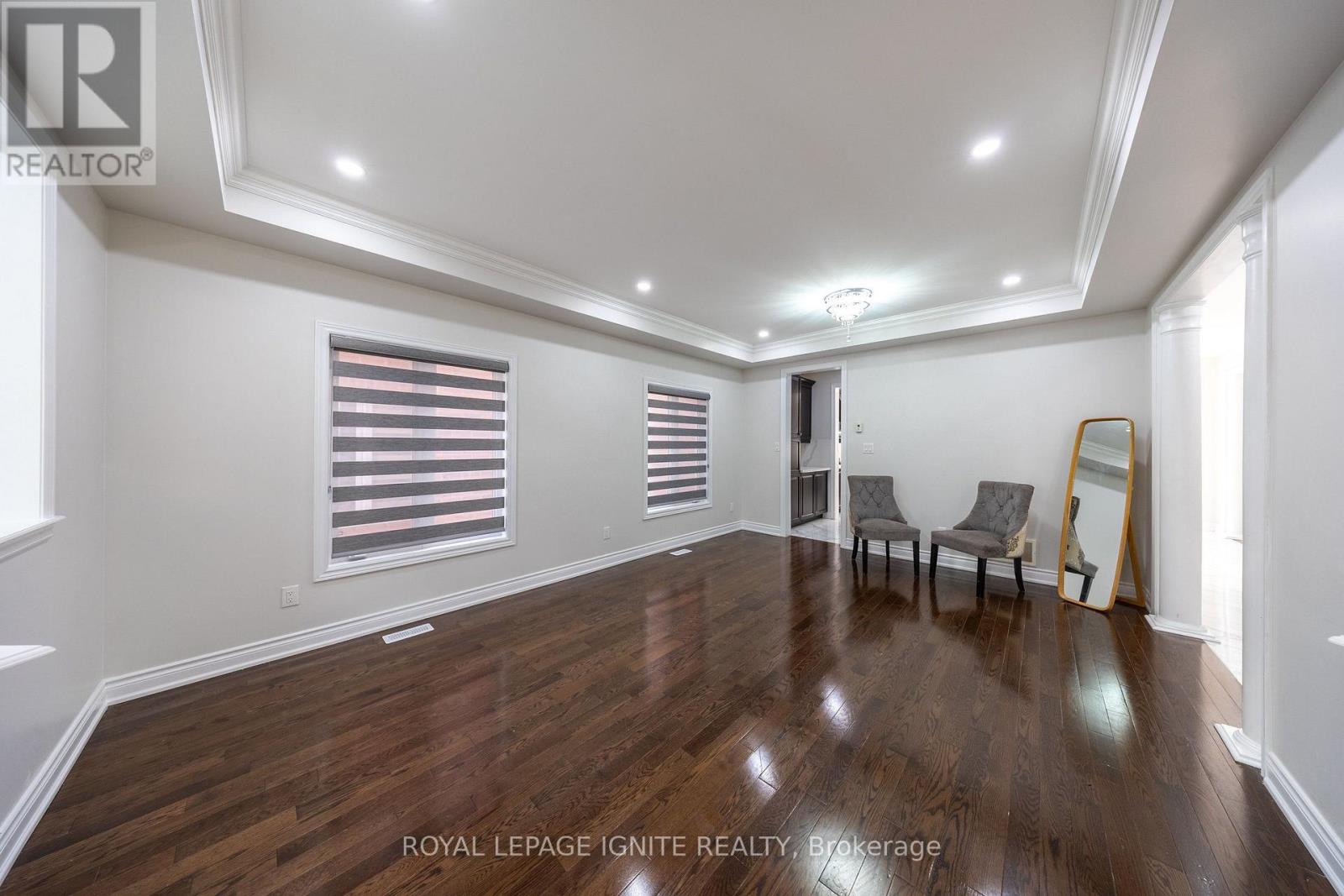 96 Maverick Crescent, Vaughan, Ontario  L6A 4L1 - Photo 7 - N14033458