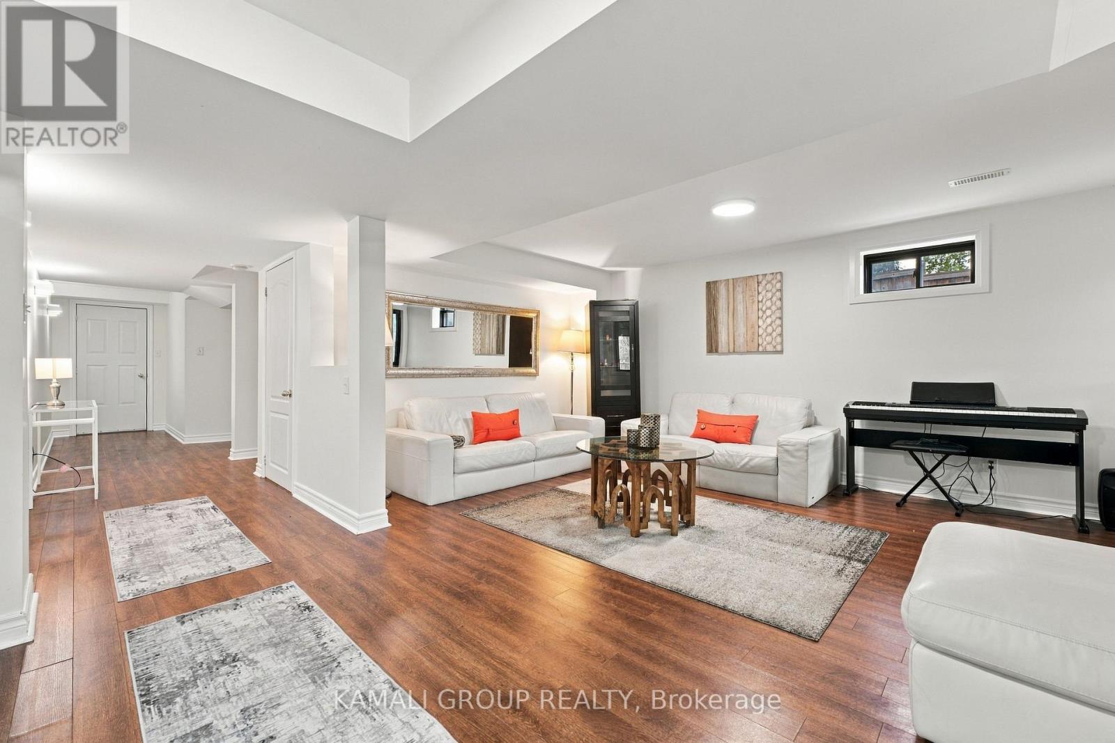 61 Barnwood Drive, Richmond Hill, Ontario  L4E 5A3 - Photo 39 - N14033642
