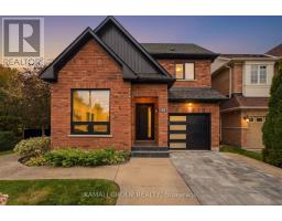 61 BARNWOOD DRIVE, Richmond Hill, Ontario