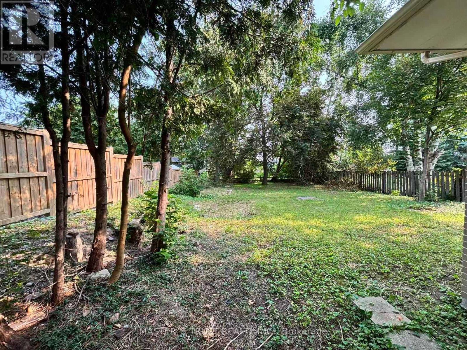 62 Melrose Avenue, Barrie, Ontario  L4M 2A9 - Photo 3 - S14033486