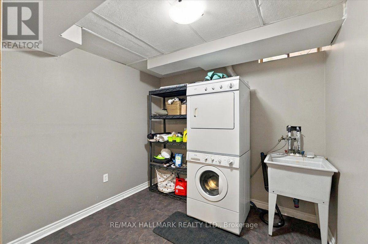 5732 Bell Harbour Drive, Mississauga, Ontario  L5M 5L1 - Photo 22 - W14032560