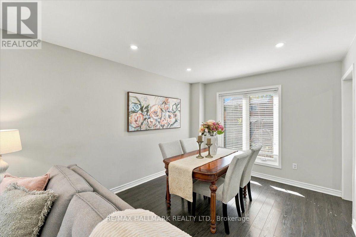 5732 Bell Harbour Drive, Mississauga, Ontario  L5M 5L1 - Photo 5 - W14032560
