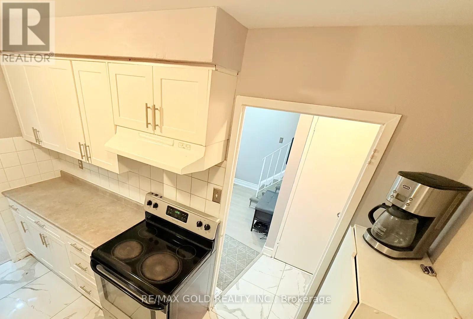 179 - 2095 Roche Court, Mississauga, Ontario  L5K 2C8 - Photo 2 - W14033488