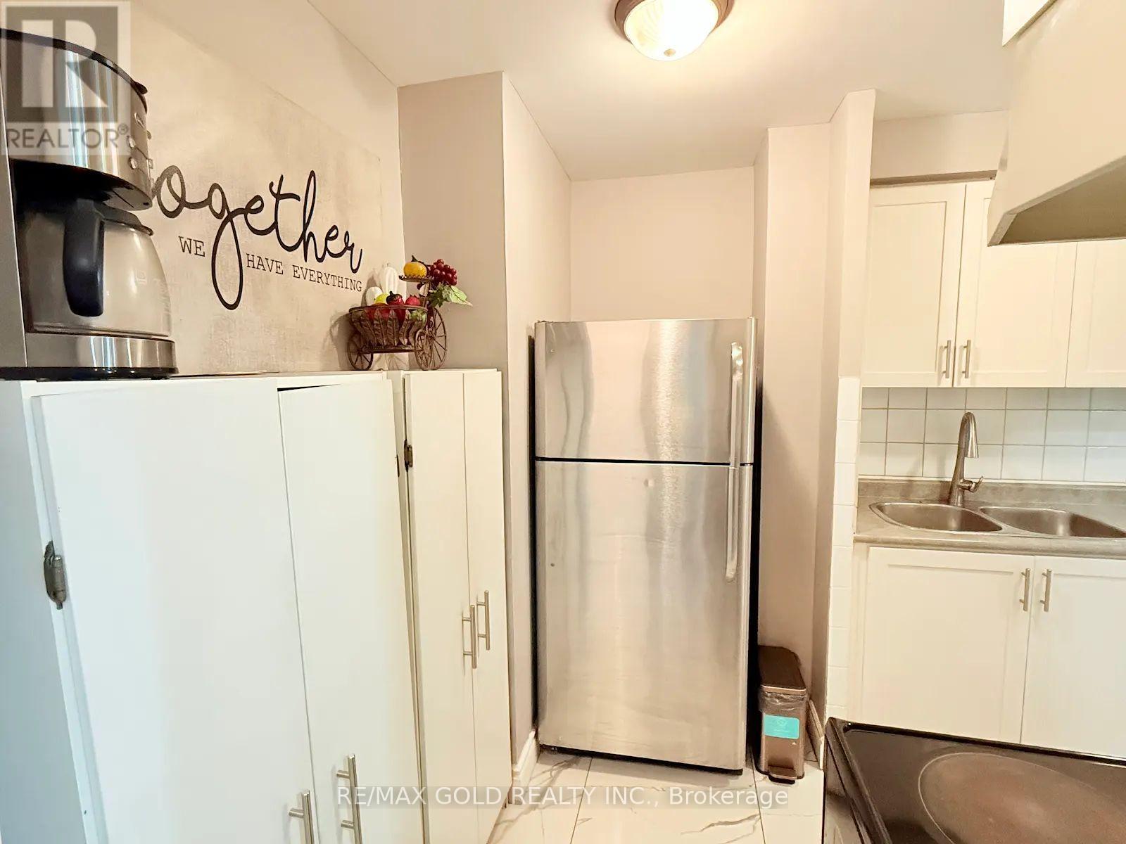 179 - 2095 Roche Court, Mississauga, Ontario  L5K 2C8 - Photo 3 - W14033488