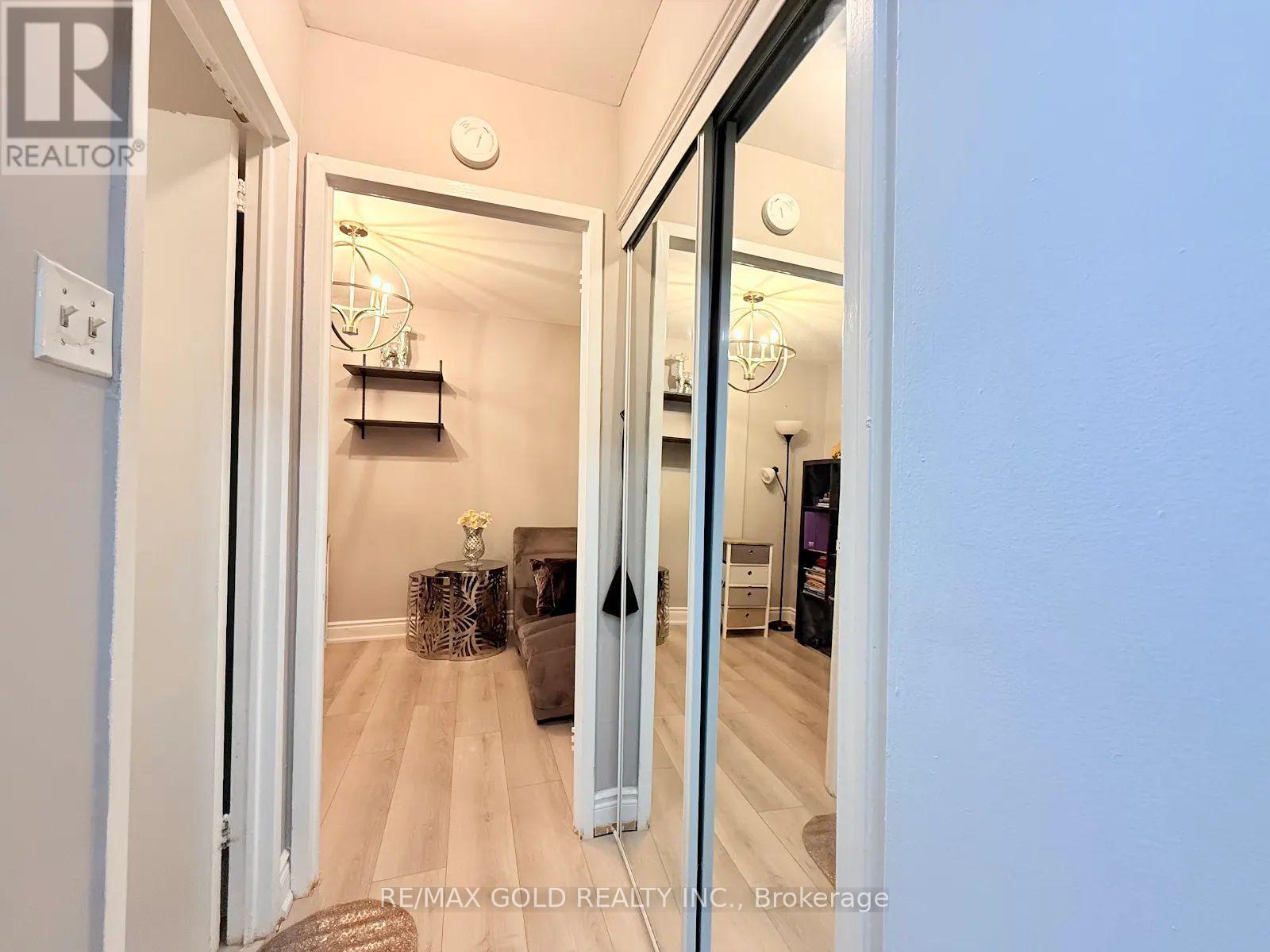 179 - 2095 Roche Court, Mississauga, Ontario  L5K 2C8 - Photo 8 - W14033488