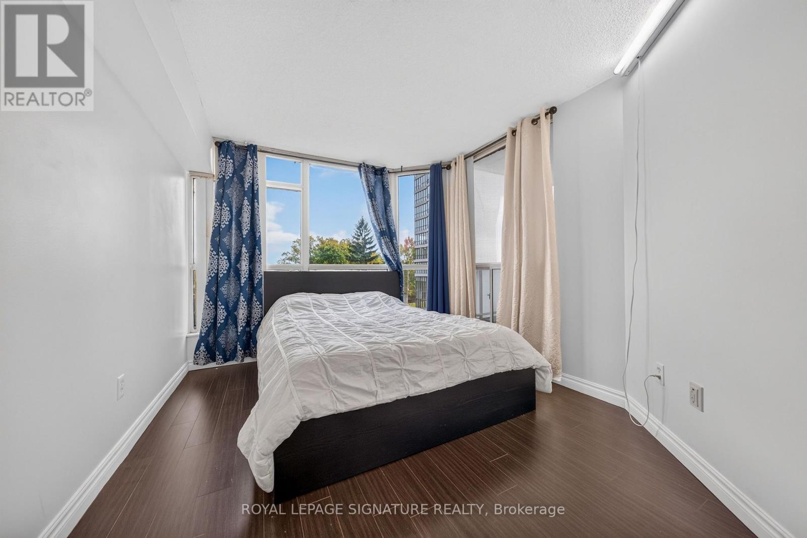 211 - 1 Rowntree Road, Toronto, Ontario  M9V 5G7 - Photo 14 - W14033504