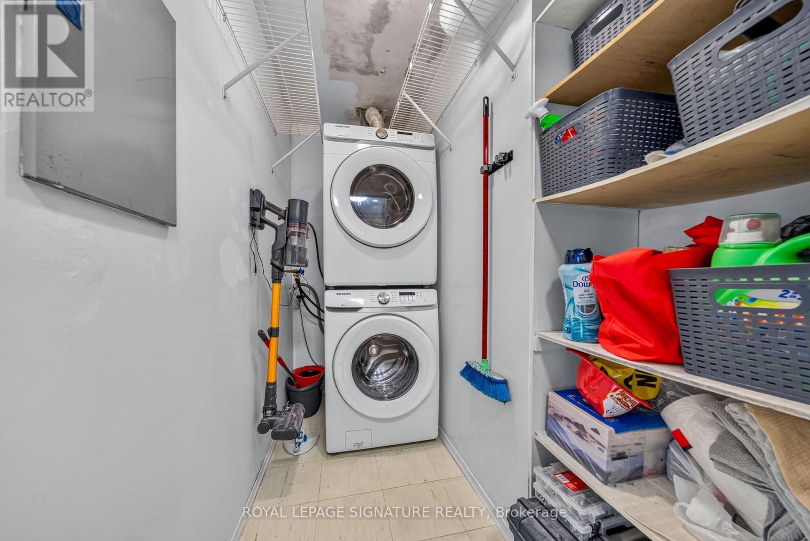 211 - 1 Rowntree Road, Toronto, Ontario  M9V 5G7 - Photo 20 - W14033504