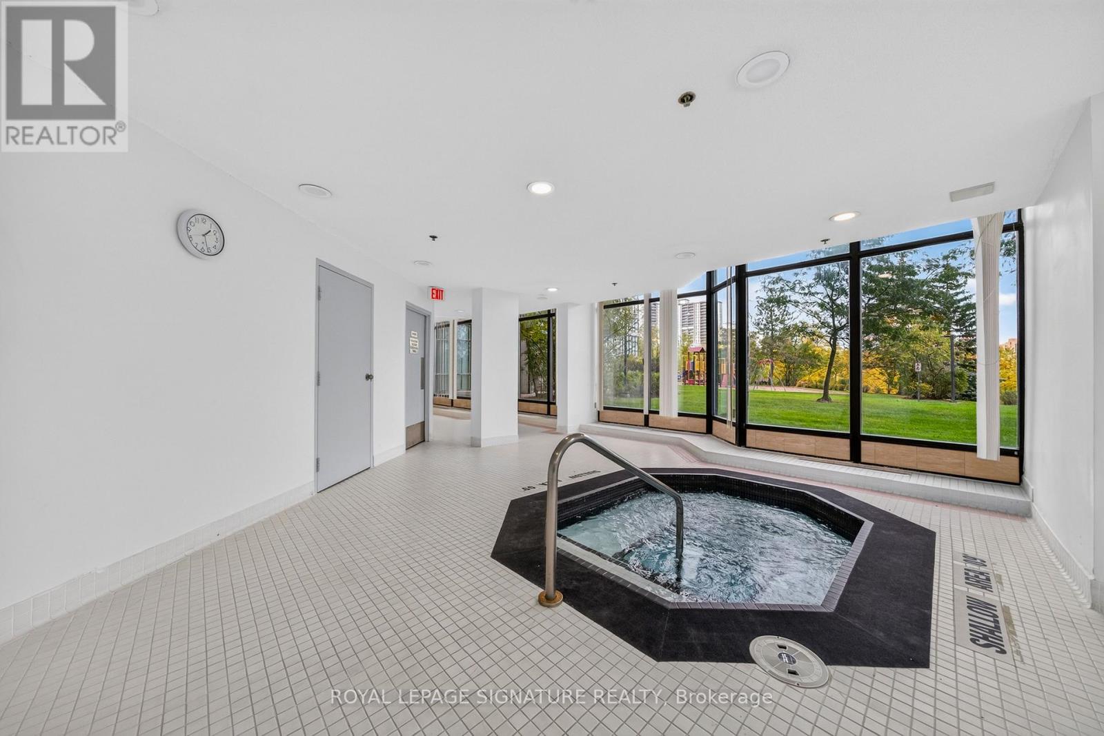 211 - 1 Rowntree Road, Toronto, Ontario  M9V 5G7 - Photo 28 - W14033504