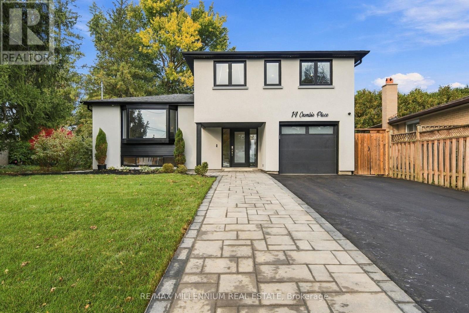 14 Crombie Place, Halton Hills, Ontario  L7G 1K2 - Photo 2 - W14033702
