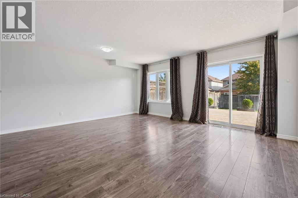 959 Zeller Crescent, Kitchener, Ontario  N2A 0C9 - Photo 10 - 40870912