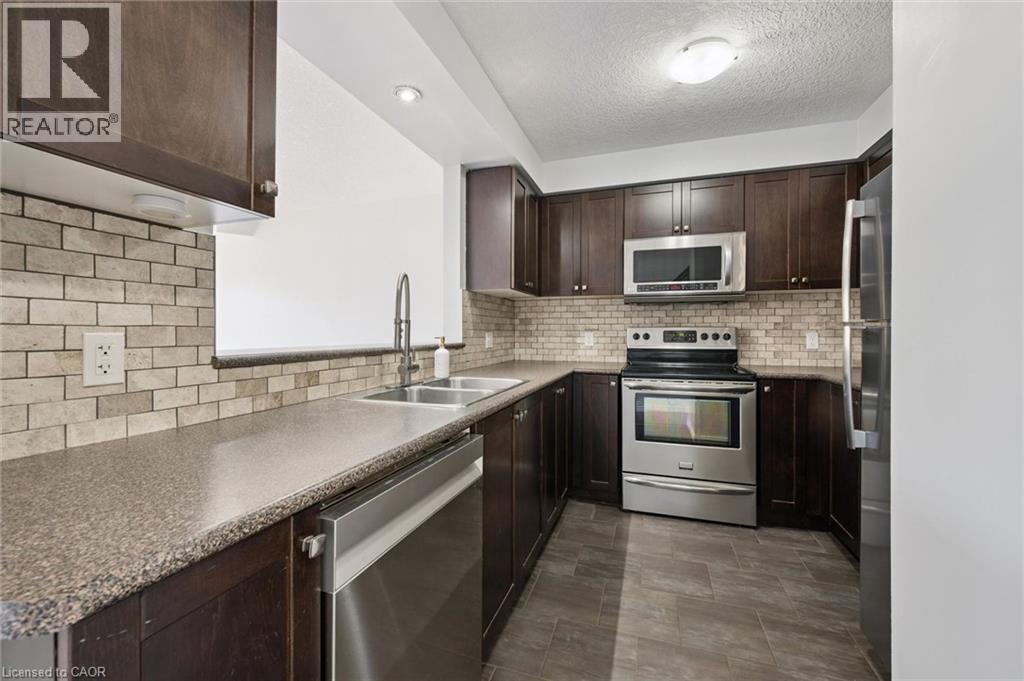 959 Zeller Crescent, Kitchener, Ontario  N2A 0C9 - Photo 14 - 40870912