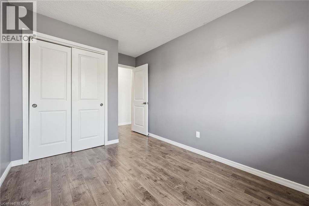 959 Zeller Crescent, Kitchener, Ontario  N2A 0C9 - Photo 32 - 40870912