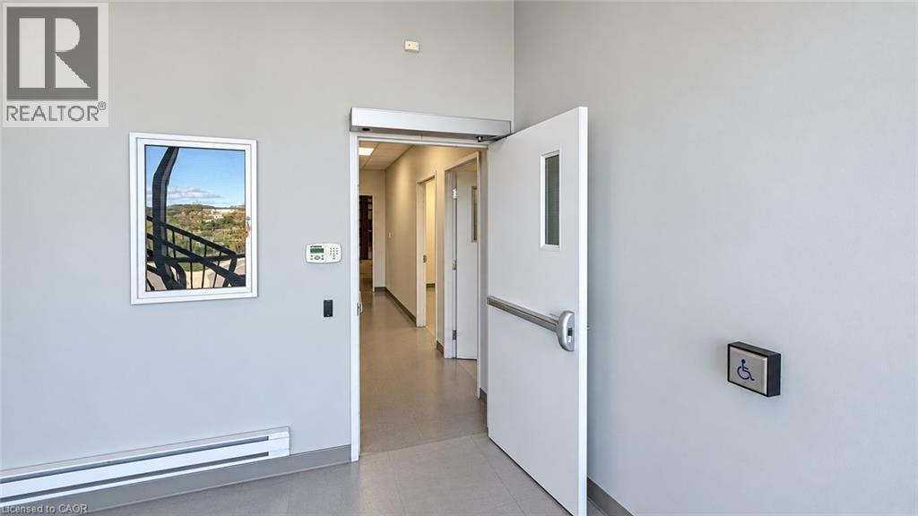 380 Mcneilly Road Unit# 104 & 105, Stoney Creek, Ontario  L8E 5H4 - Photo 18 - 40836563