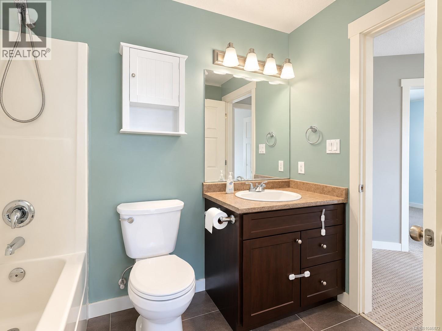 104 2153 Ridgemont Pl