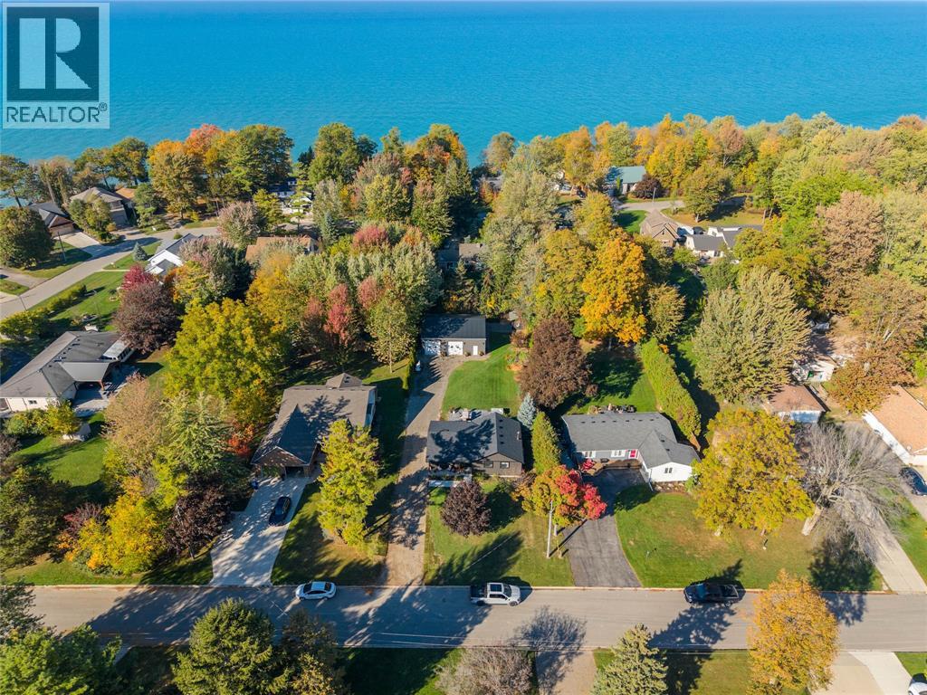 4072 Collingwood Street, Plympton-Wyoming, Ontario  N0N 1J6 - Photo 40 - 26025253