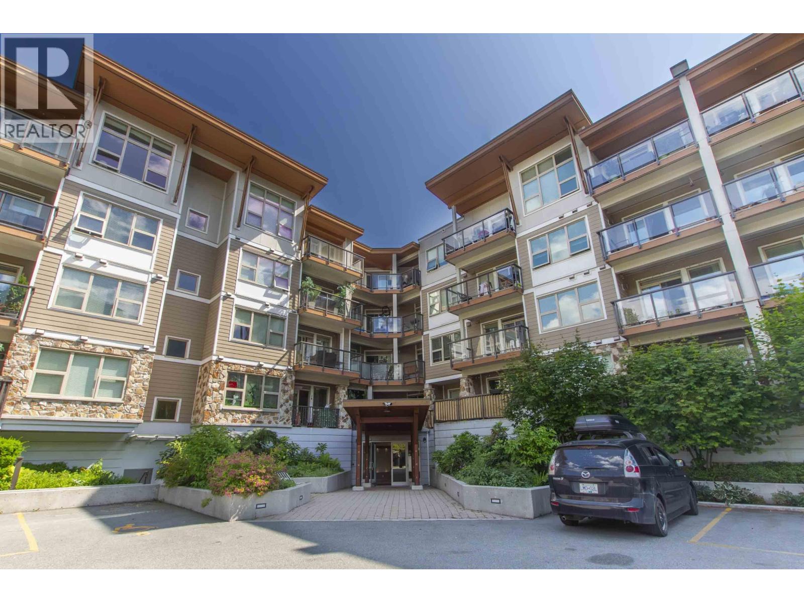 207 1150 Bailey Street, Squamish, British Columbia  V8B 0R4 - Photo 2 - R3174938
