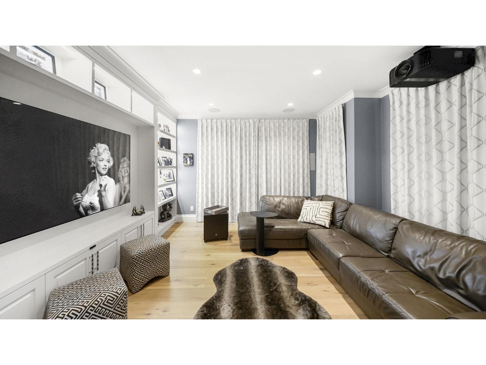 3415 CANTERBURY DRIVE