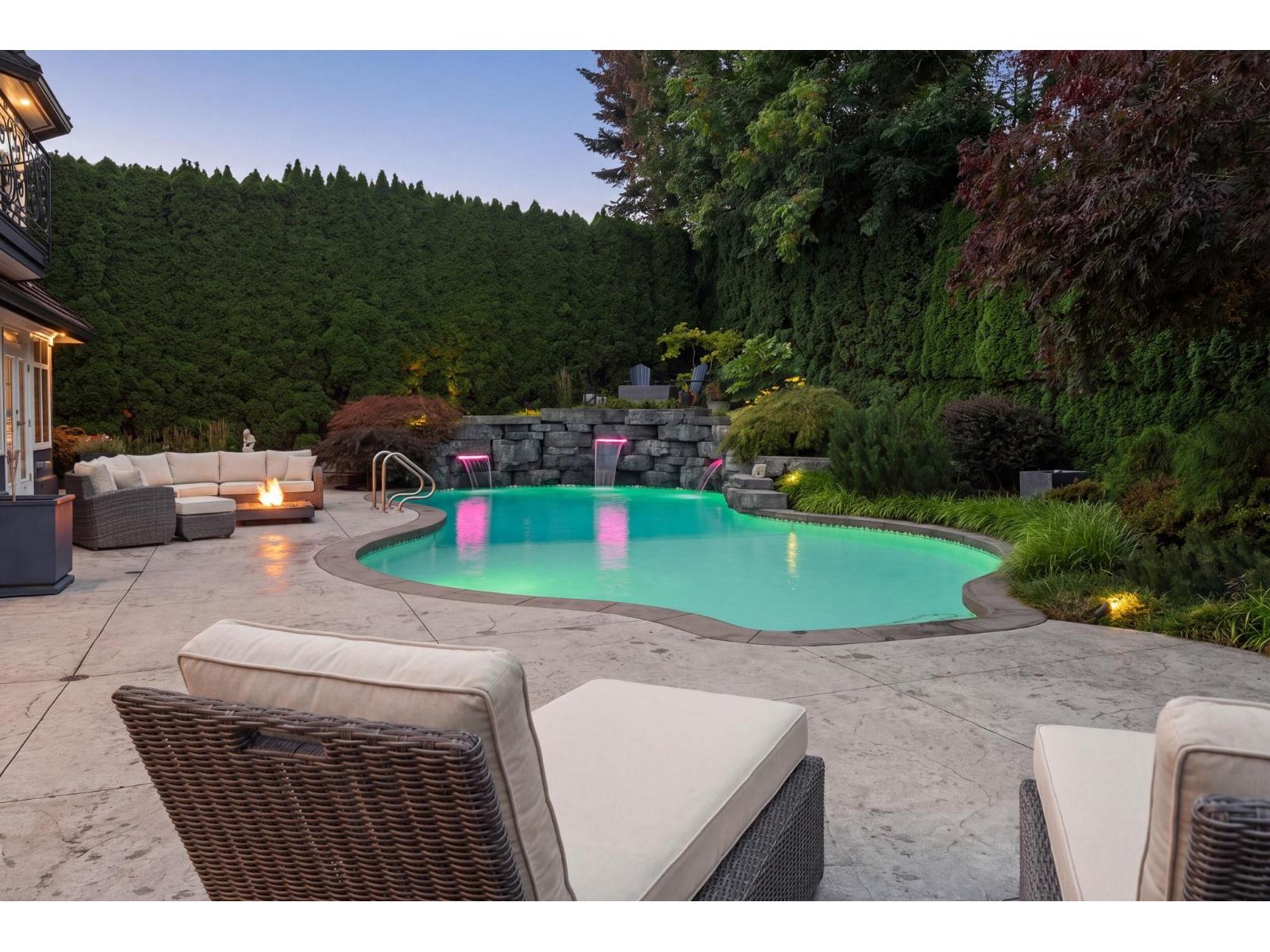 3415 CANTERBURY DRIVE