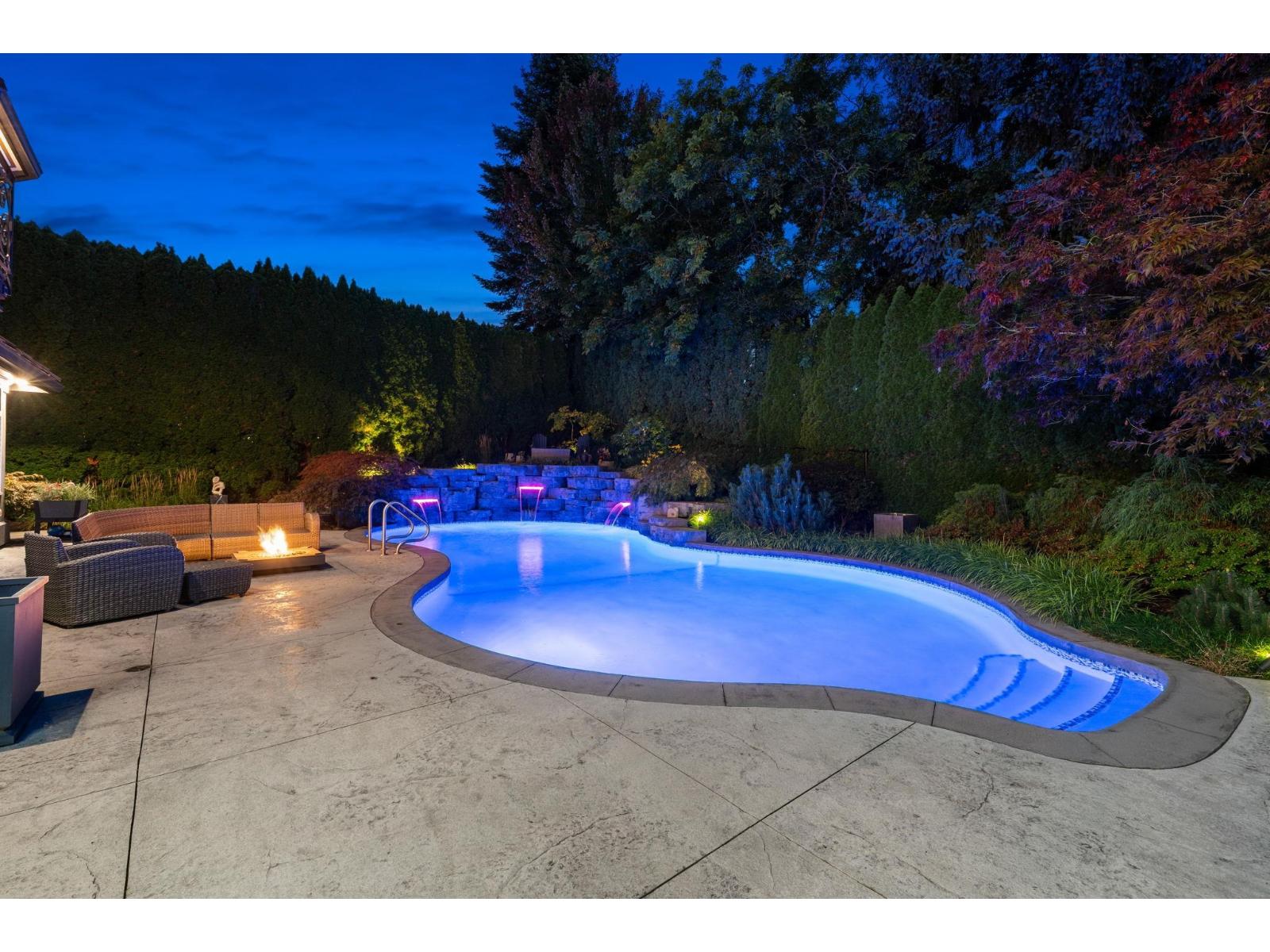 3415 CANTERBURY DRIVE