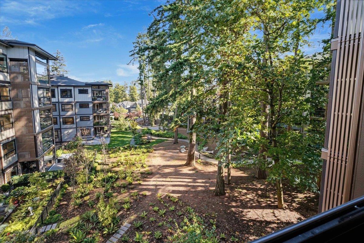 408 14588 MCDOUGALL DRIVE