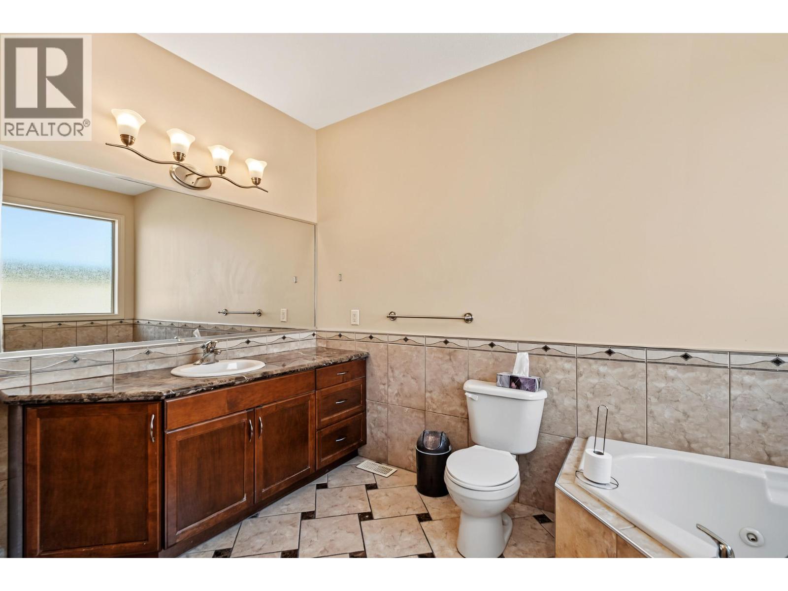 2405 Cobblestone Road, West Kelowna, British Columbia  V4T 3A7 - Photo 29 - 10403439