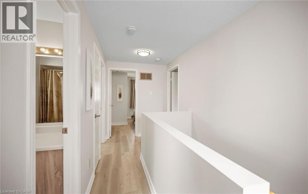 2092 Hunt Crescent, Burlington, Ontario  L7M 2N9 - Photo 31 - 40871398