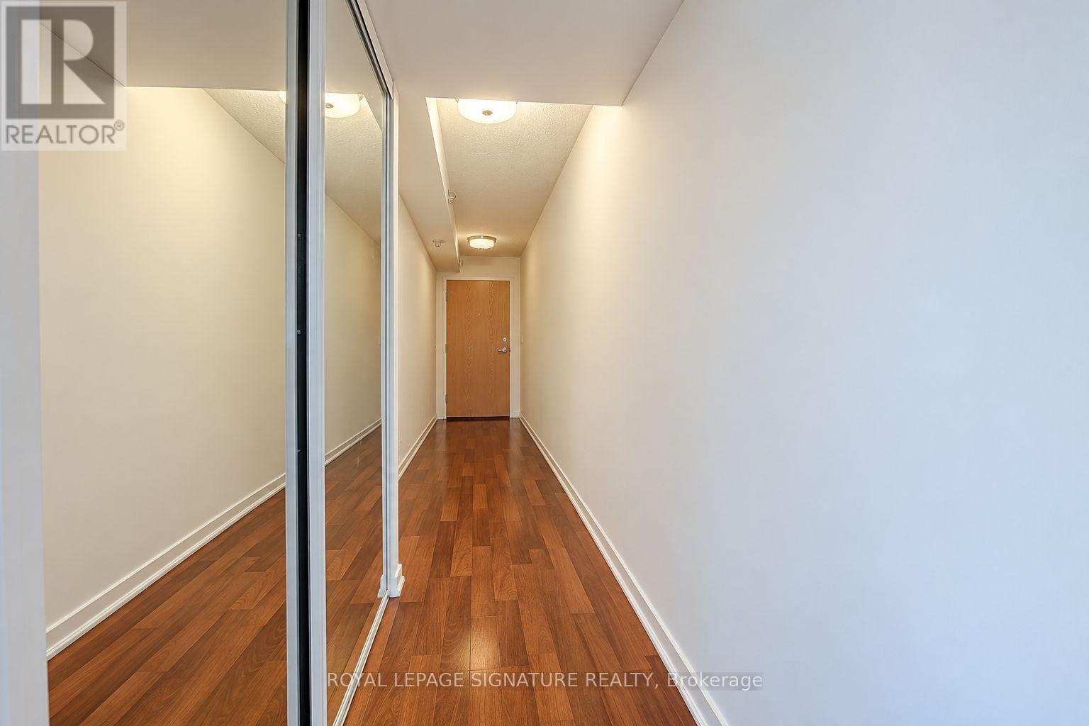 712 - 20 Joe Shuster Way, Toronto, Ontario  M6K 0A3 - Photo 3 - W14033580