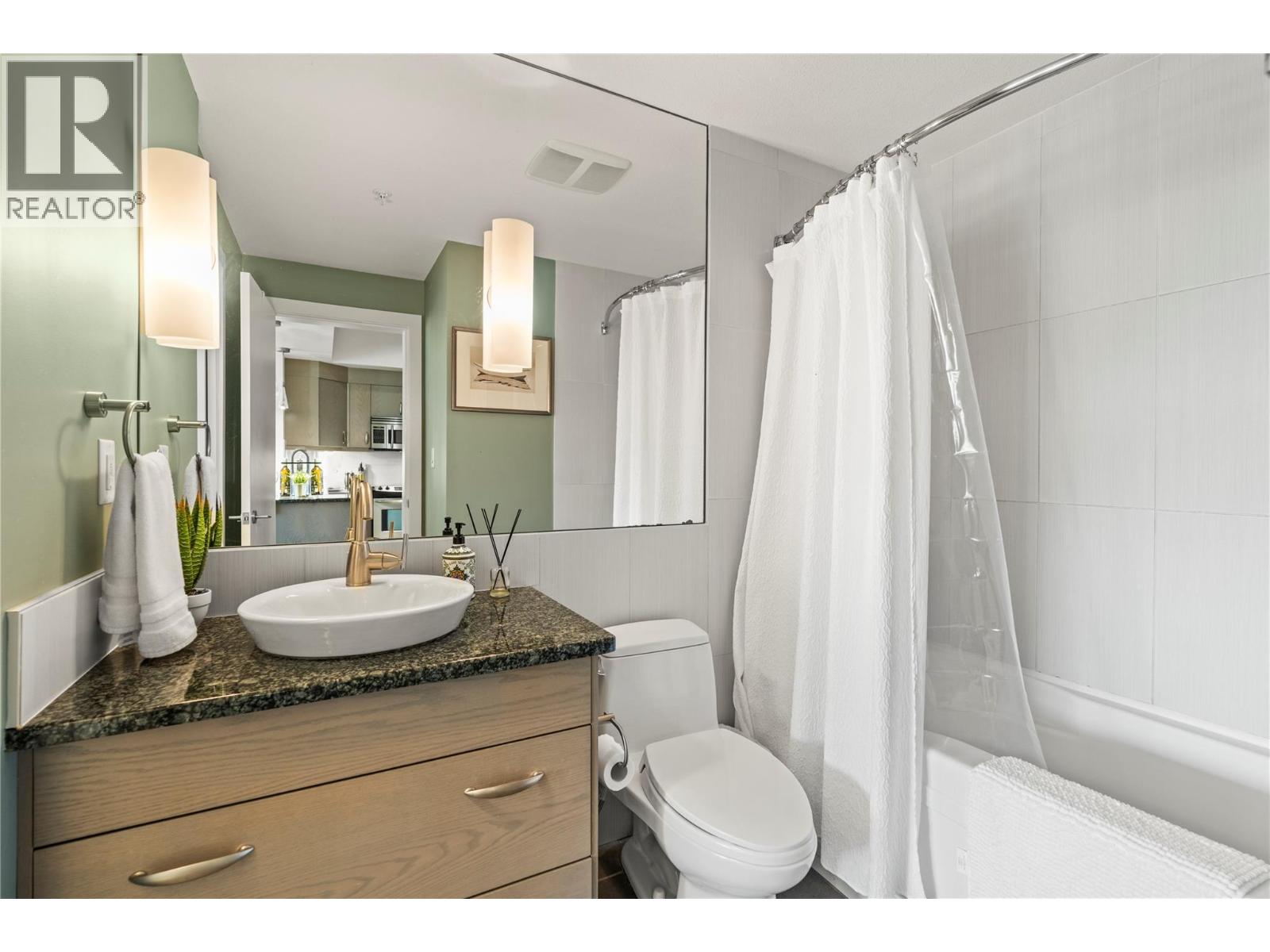 7343 Okanagan Landing Road Unit# 1132