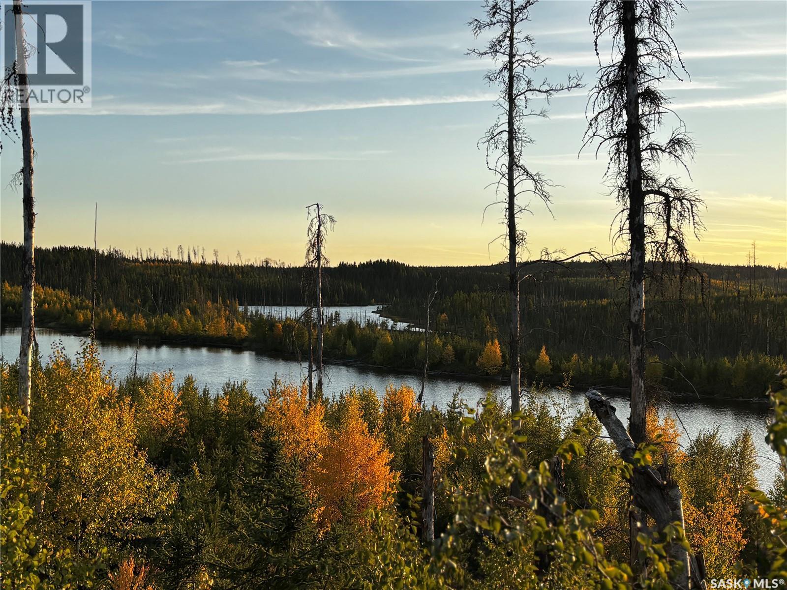 Log Cabin On Bartlett Lake, Northern Admin District, Saskatchewan  S0J 1L0 - Photo 25 - SK051086